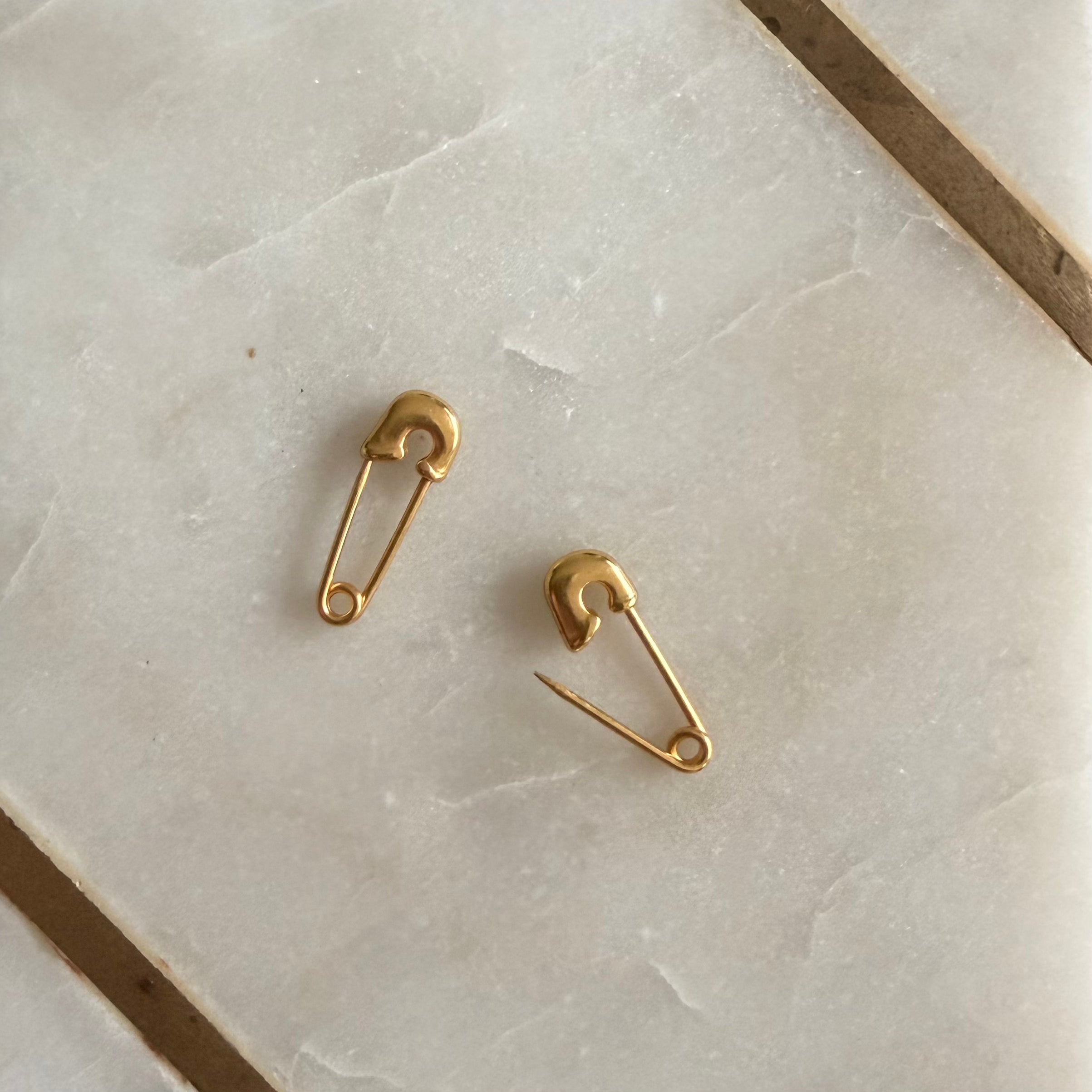 Classic Pin (1-2 Charms)
